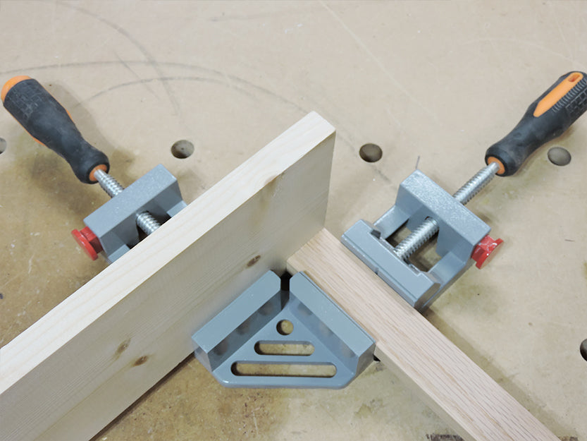 Benchtop Corner Clamp